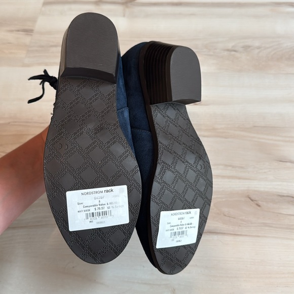 VIONIC Shyanne Boot in Blue Suede - Picture 5 of 8